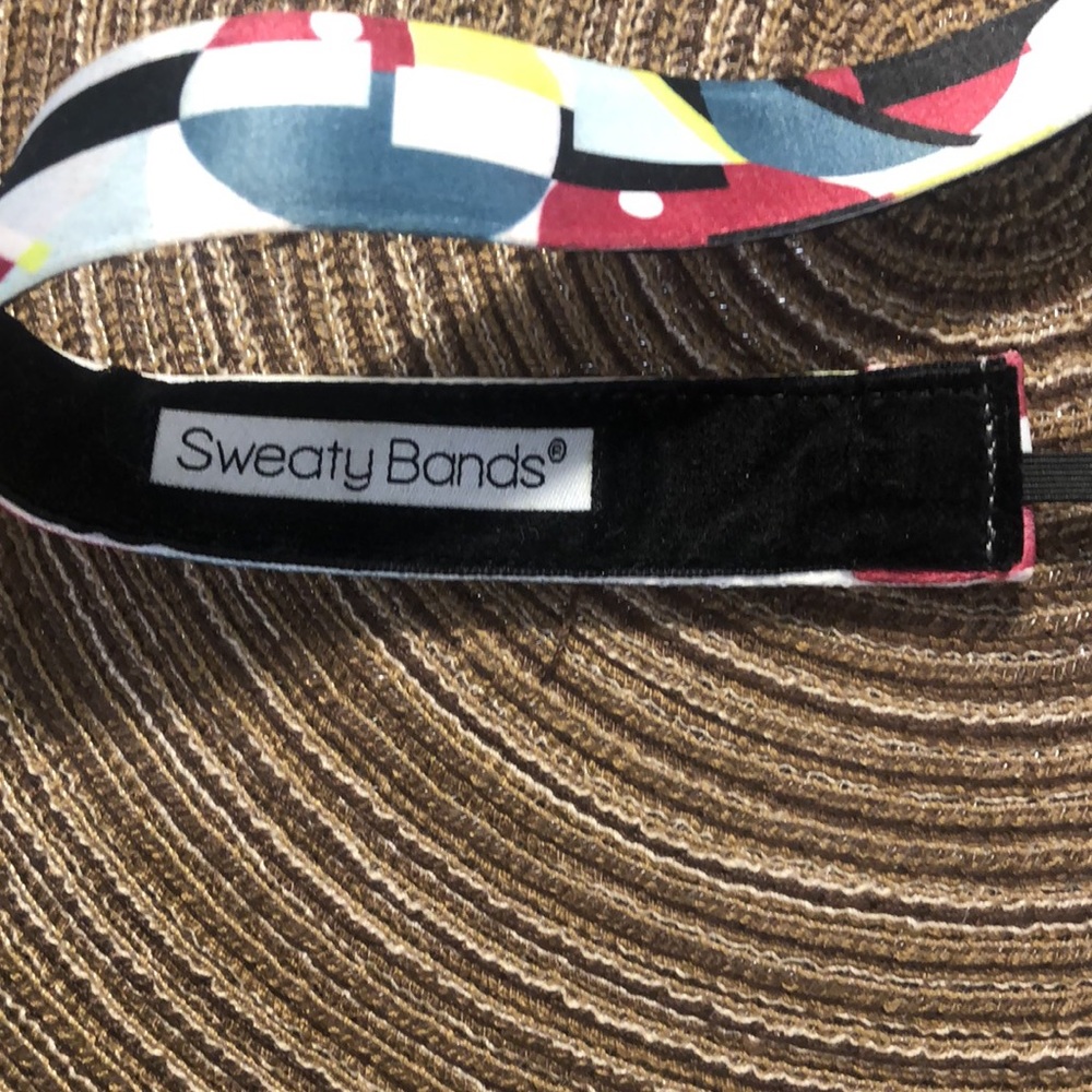 Sweaty Bands - Geometric Pattern - Picture 4 of 5